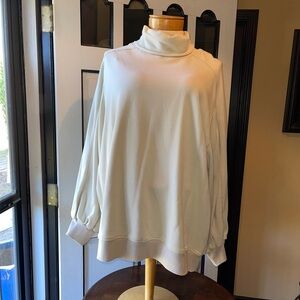 LIT active whisper oversized hoodie cream color. Beautiful XXL hoodie for women.